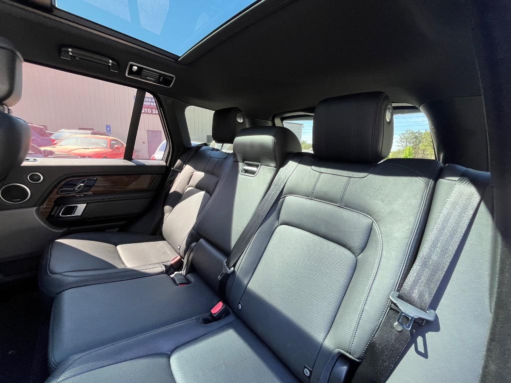 2018 Land Rover Range Rover - $27,985