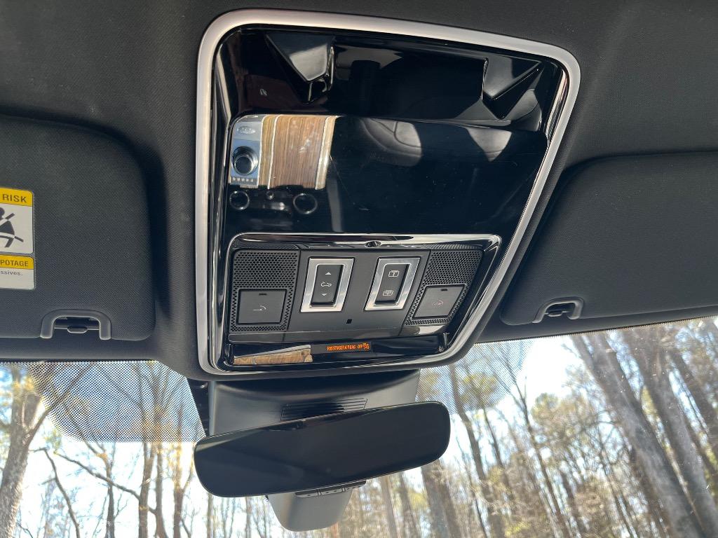 2018 Land Rover Range Rover - $27,985