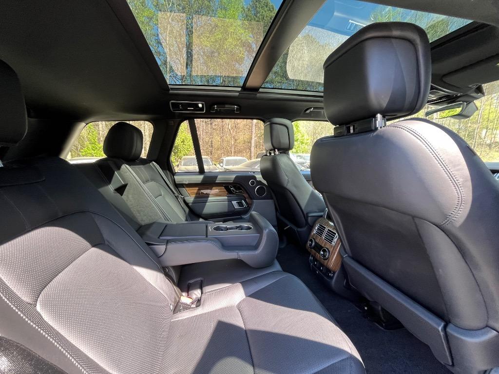 2018 Land Rover Range Rover - $27,985