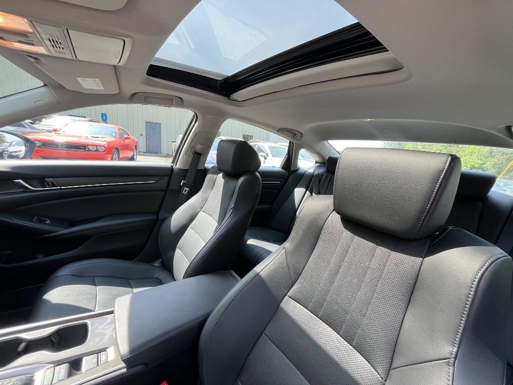 2021 Honda Accord - $21,985