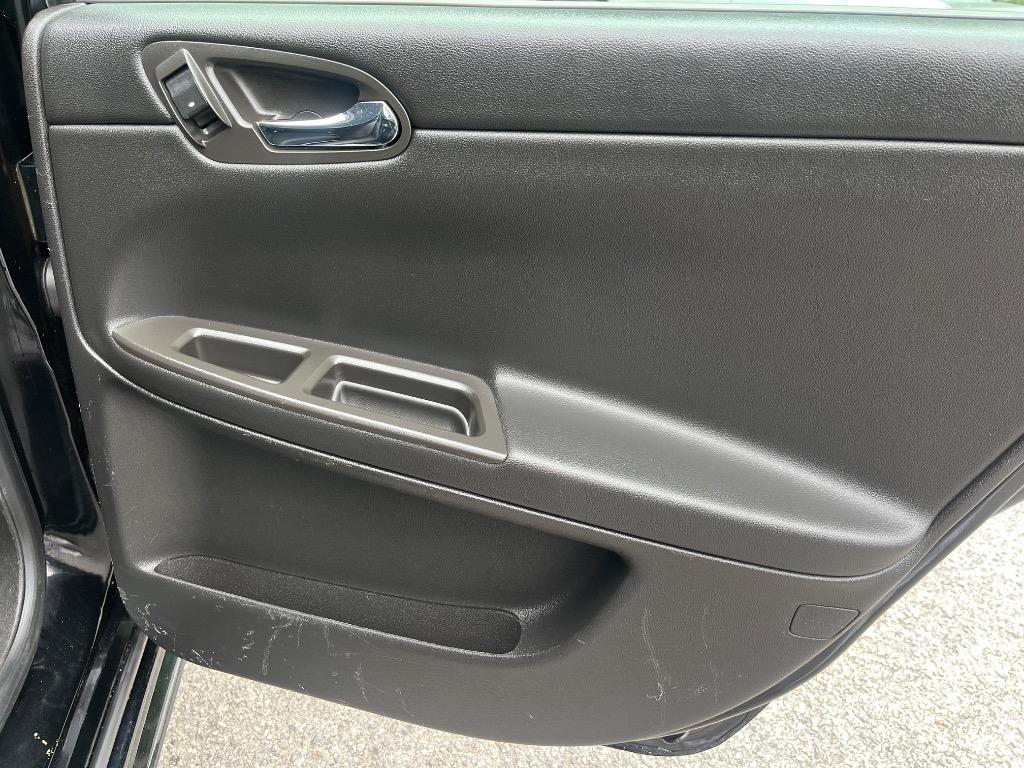 2016 Chevrolet Impala - $9,385
