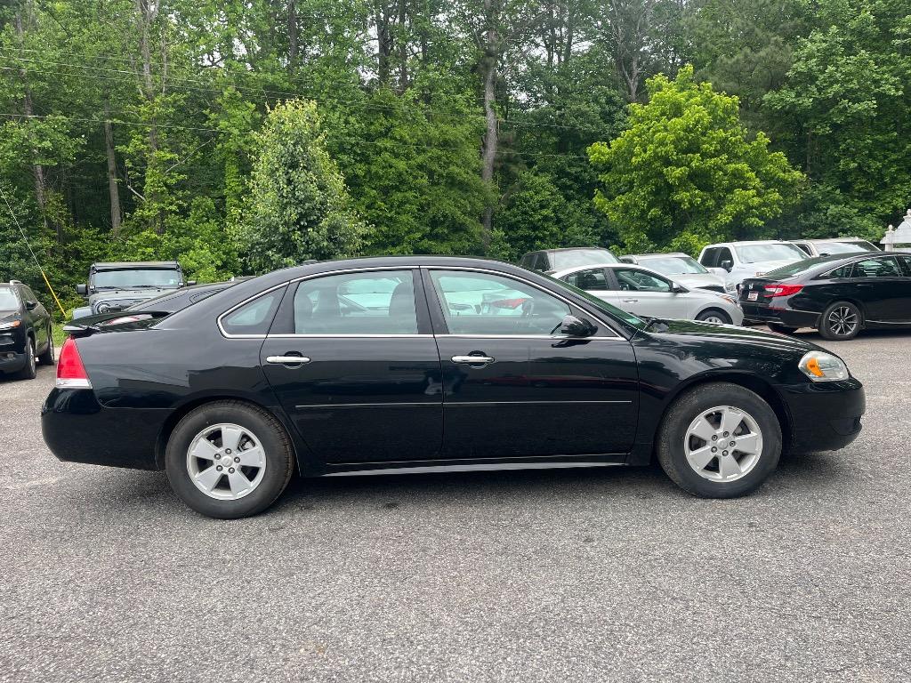 2016 Chevrolet Impala - $9,385