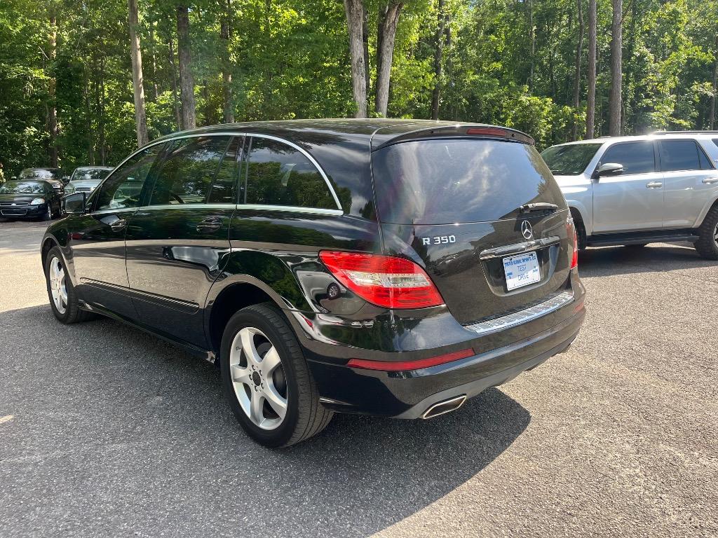 2011 Mercedes-Benz R-Class - $9,285