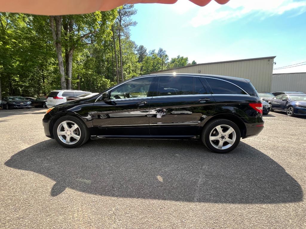 2011 Mercedes-Benz R-Class - $9,285
