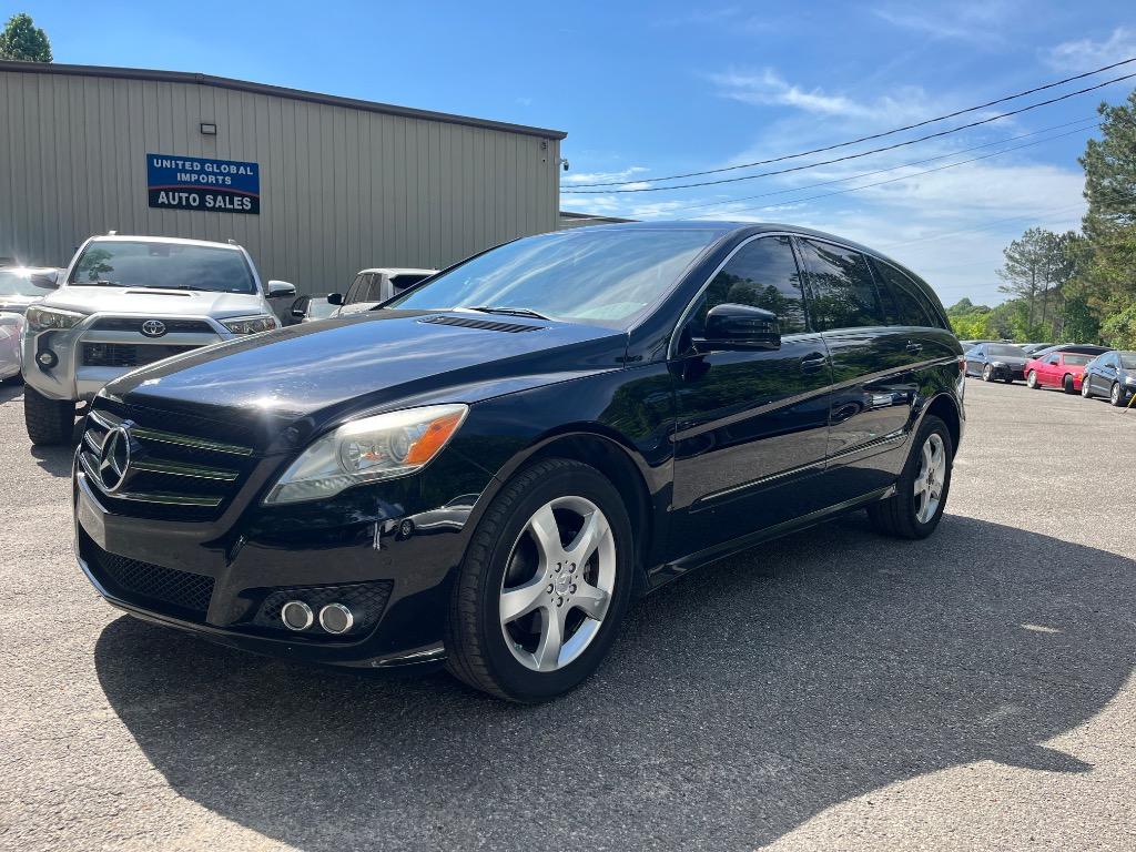 2011 Mercedes-Benz R-Class - $9,285