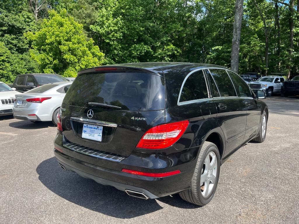 2011 Mercedes-Benz R-Class - $9,285