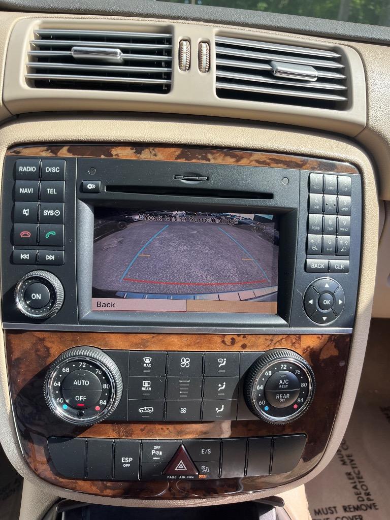 2011 Mercedes-Benz R-Class - $9,285