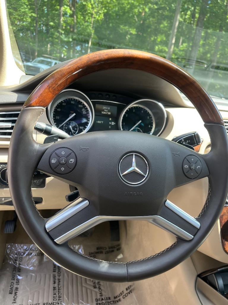 2011 Mercedes-Benz R-Class - $9,285
