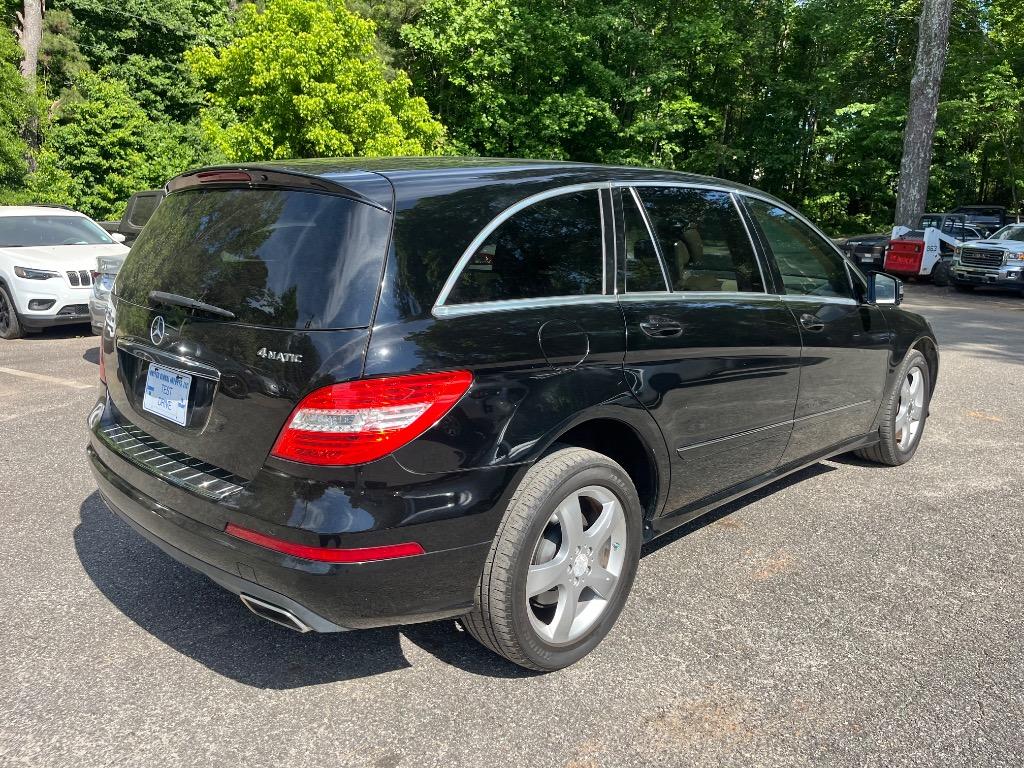 2011 Mercedes-Benz R-Class - $9,285