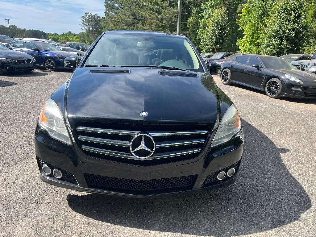 2011 Mercedes-Benz R-Class - $9,285