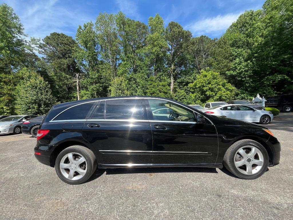 2011 Mercedes-Benz R-Class - $9,285