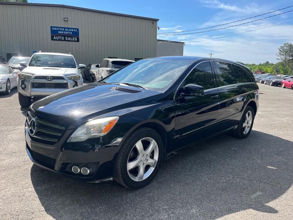 2011 Mercedes-Benz R-Class - $9,285