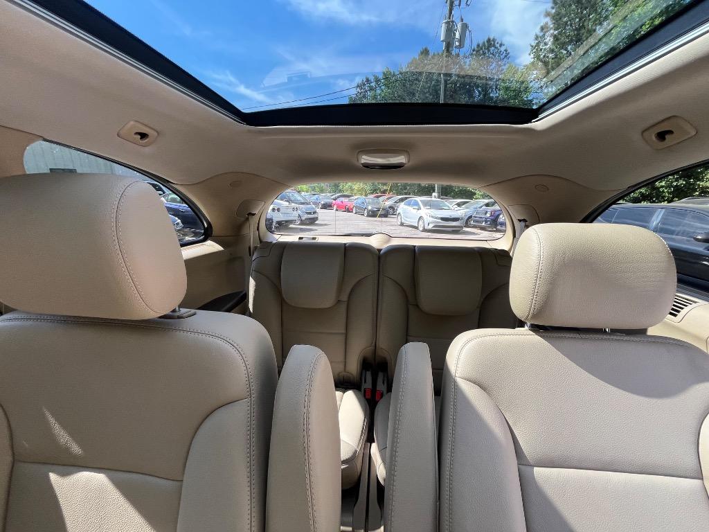 2011 Mercedes-Benz R-Class - $9,285