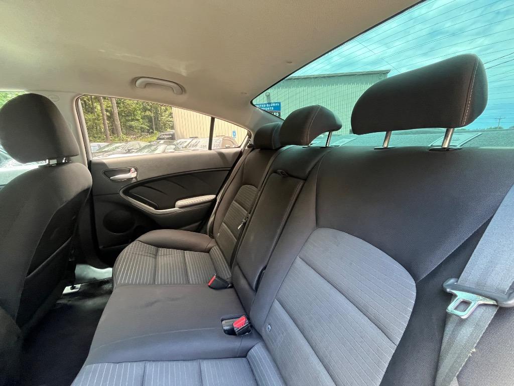 2017 Kia Forte - $9,485