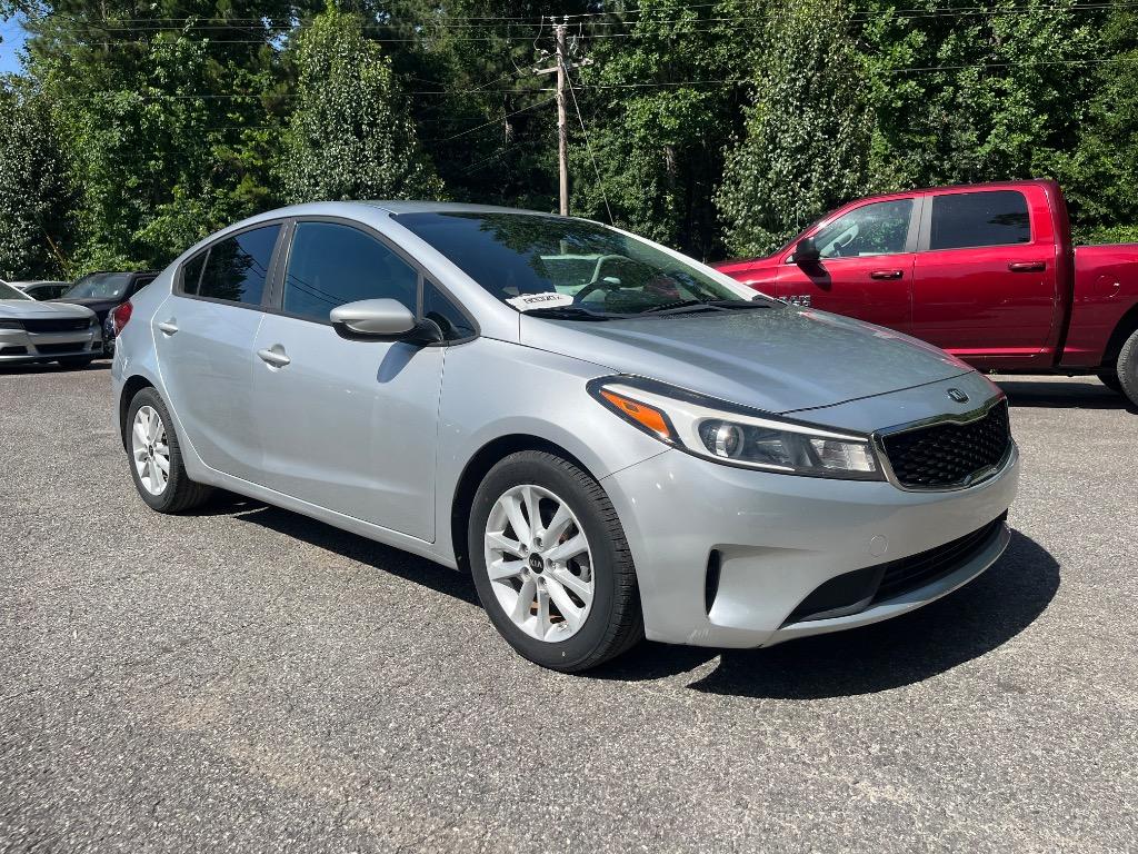 2017 Kia Forte - $9,485