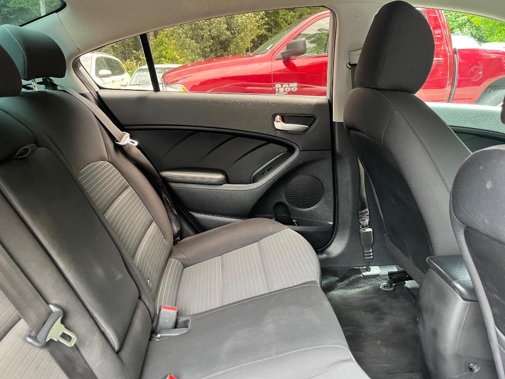 2017 Kia Forte - $9,485