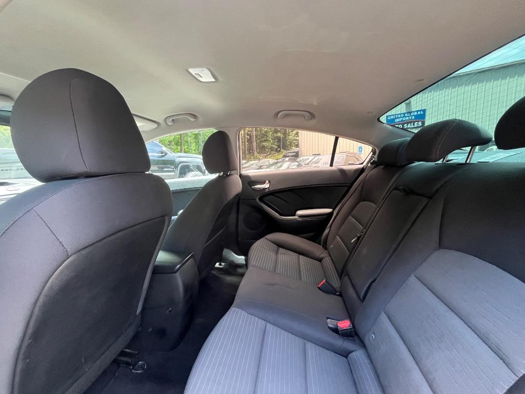 2017 Kia Forte - $9,485
