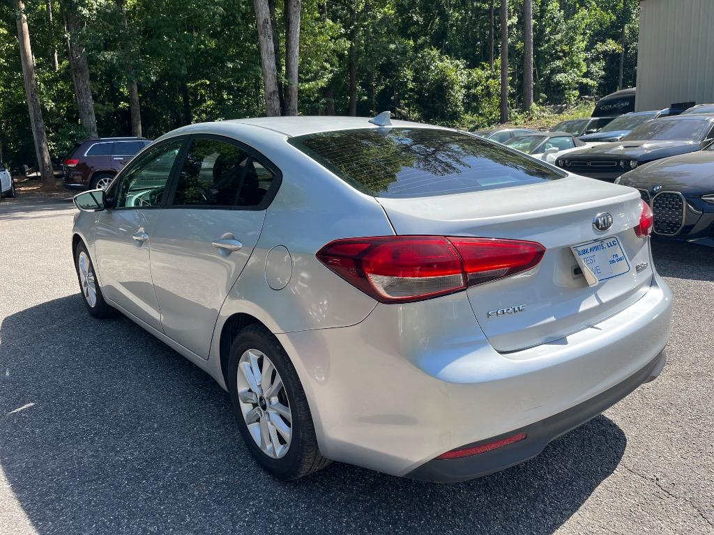 2017 Kia Forte - $9,485