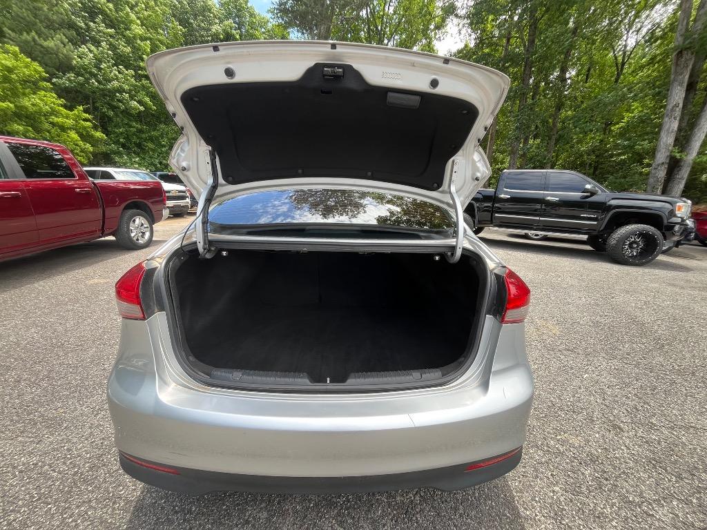 2017 Kia Forte - $9,485