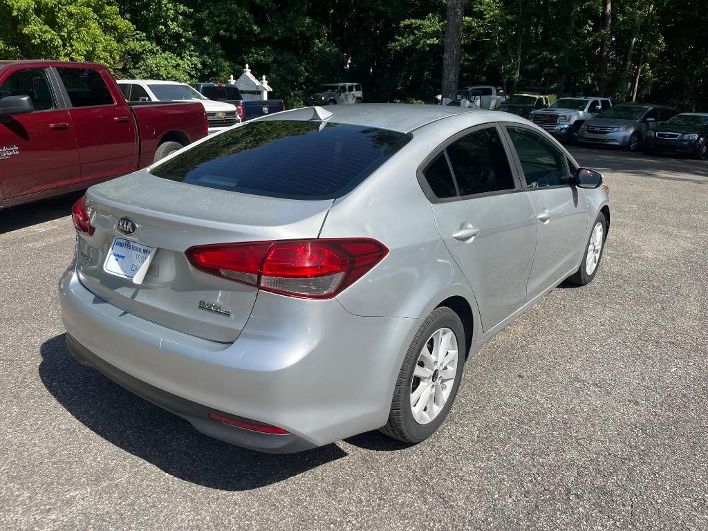 2017 Kia Forte - $9,485