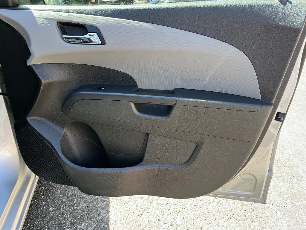 2014 Chevrolet Sonic - $5,485