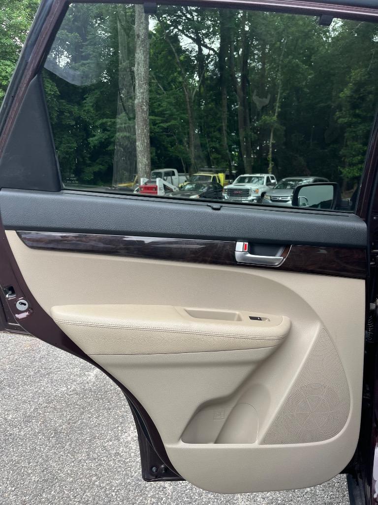 2014 Kia Sorento - $5,900