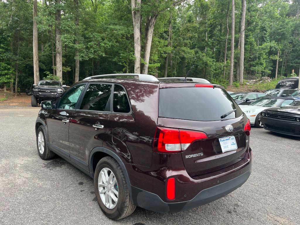 2014 Kia Sorento - $5,900