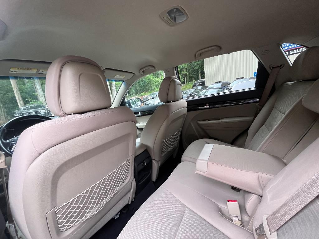 2014 Kia Sorento - $5,900