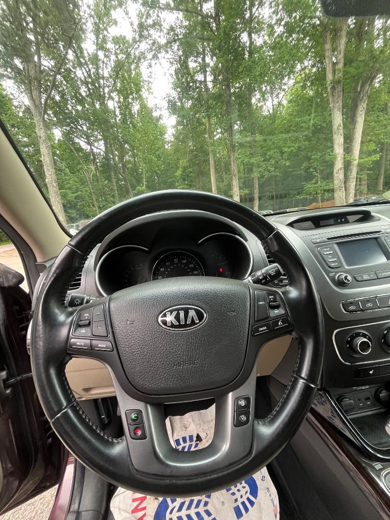 2014 Kia Sorento - $5,900