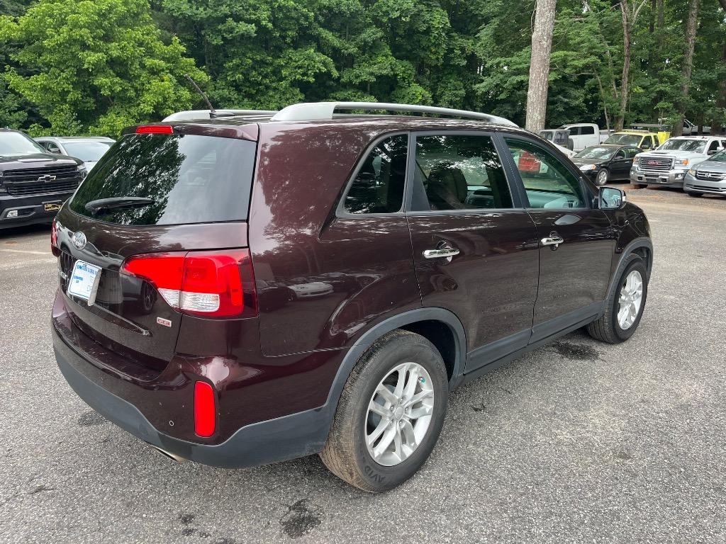 2014 Kia Sorento - $5,900