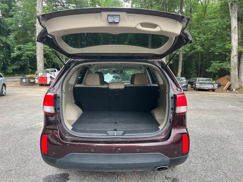 2014 Kia Sorento - $5,900