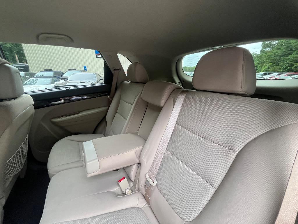 2014 Kia Sorento - $5,900