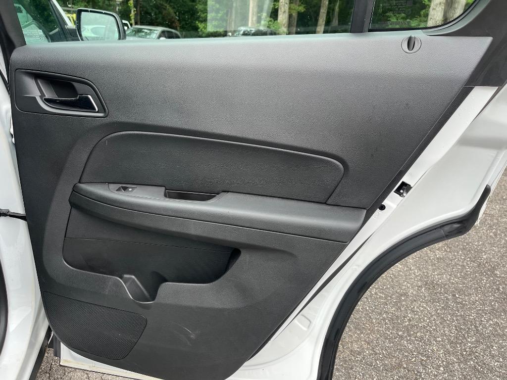 2017 Chevrolet Equinox - $8,585