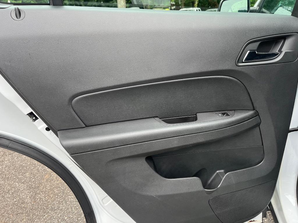 2017 Chevrolet Equinox - $8,585
