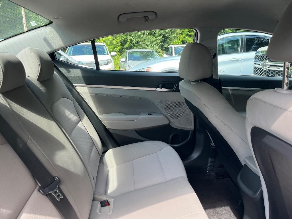 2019 Hyundai Elantra - $13,985
