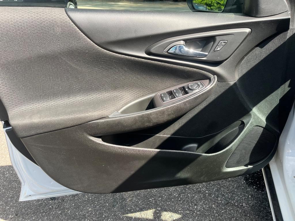 2019 Chevrolet Malibu - $13,985