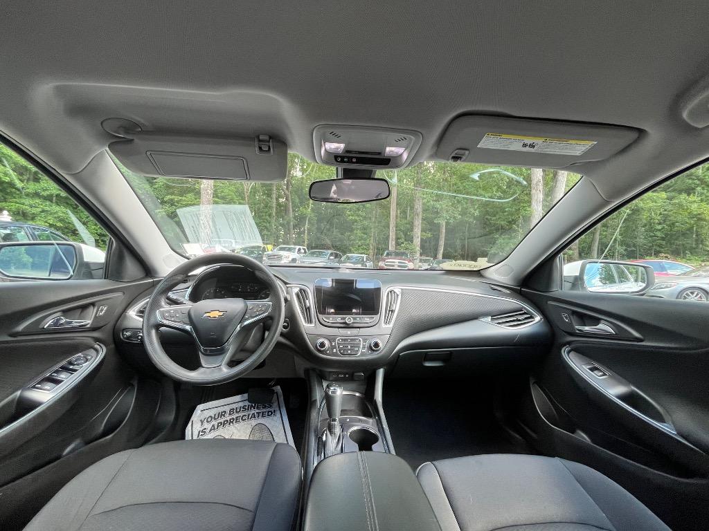 2019 Chevrolet Malibu - $13,985