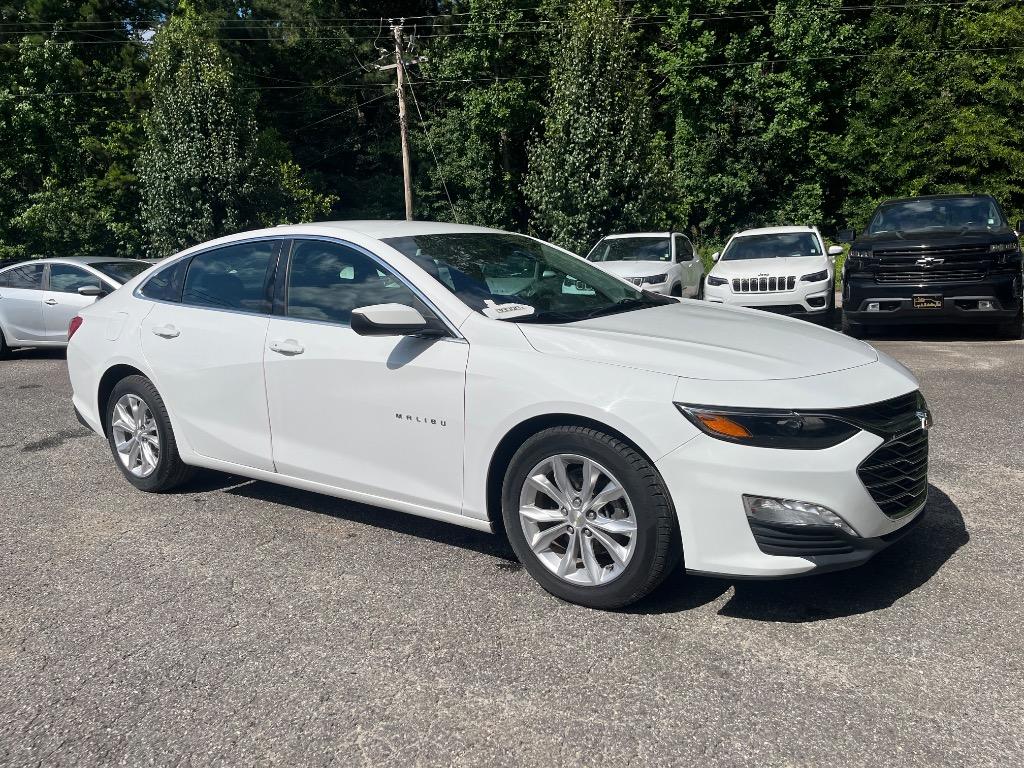 2019 Chevrolet Malibu - $13,985