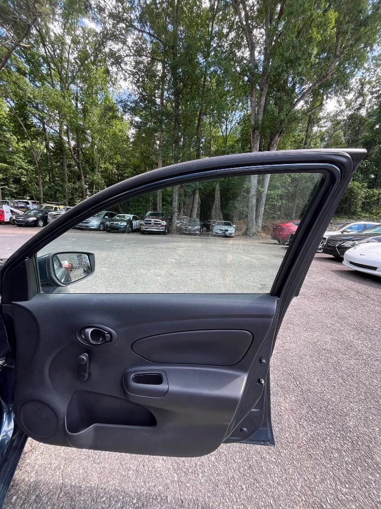 2017 Nissan Versa - $7,985