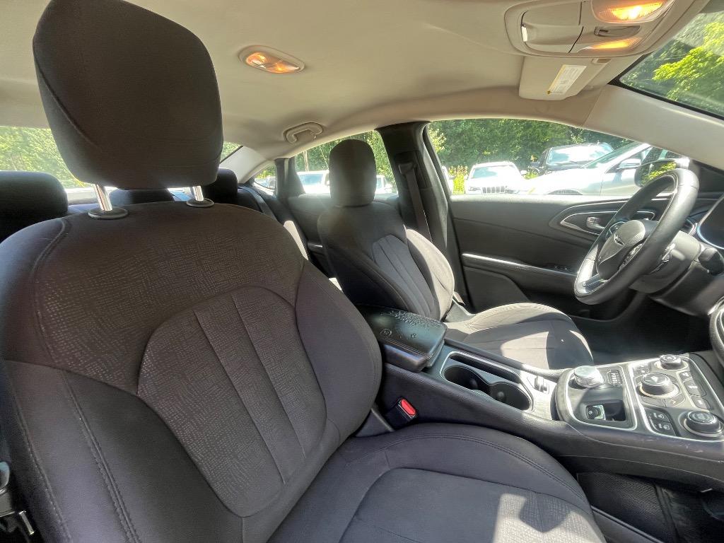 2015 Chrysler 200 - $7,380