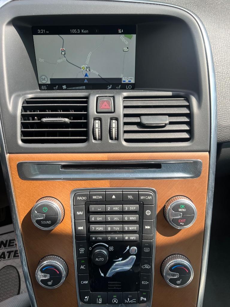 2015 Volvo XC60 - $12,197