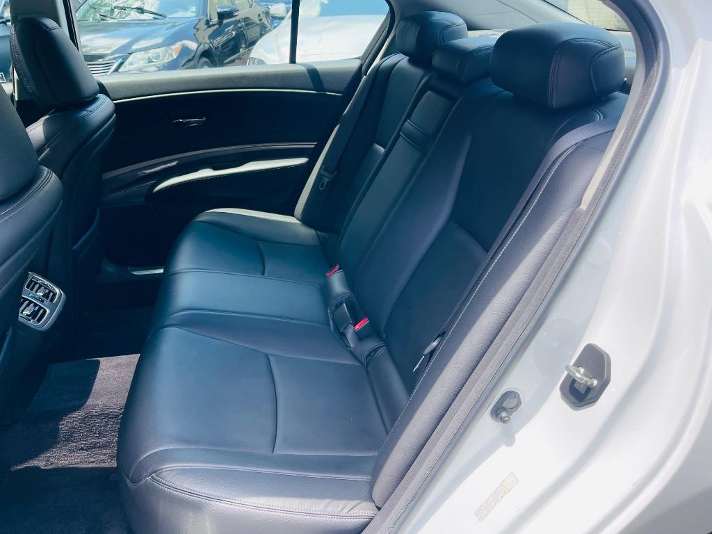 2014 Acura RL - $12,485