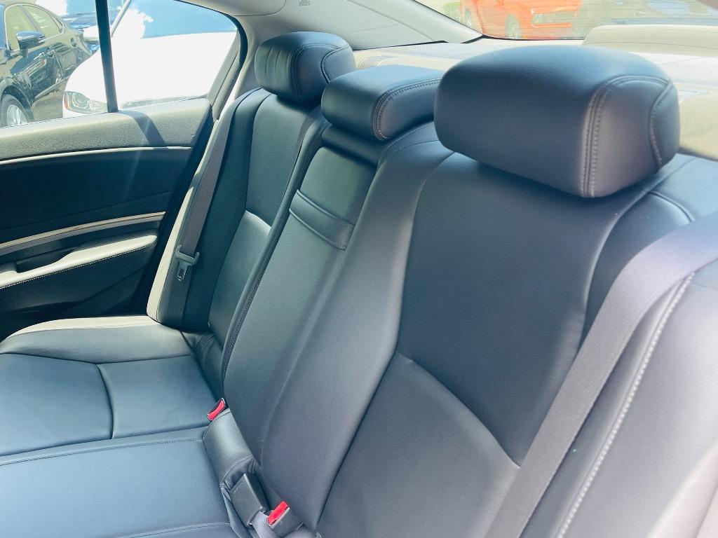 2014 Acura RL - $12,485