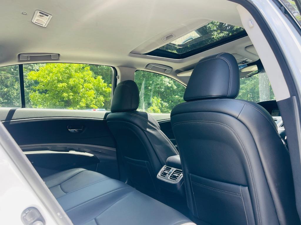 2014 Acura RL - $12,485