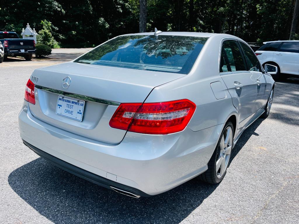 2010 Mercedes-Benz E-Class - $12,385