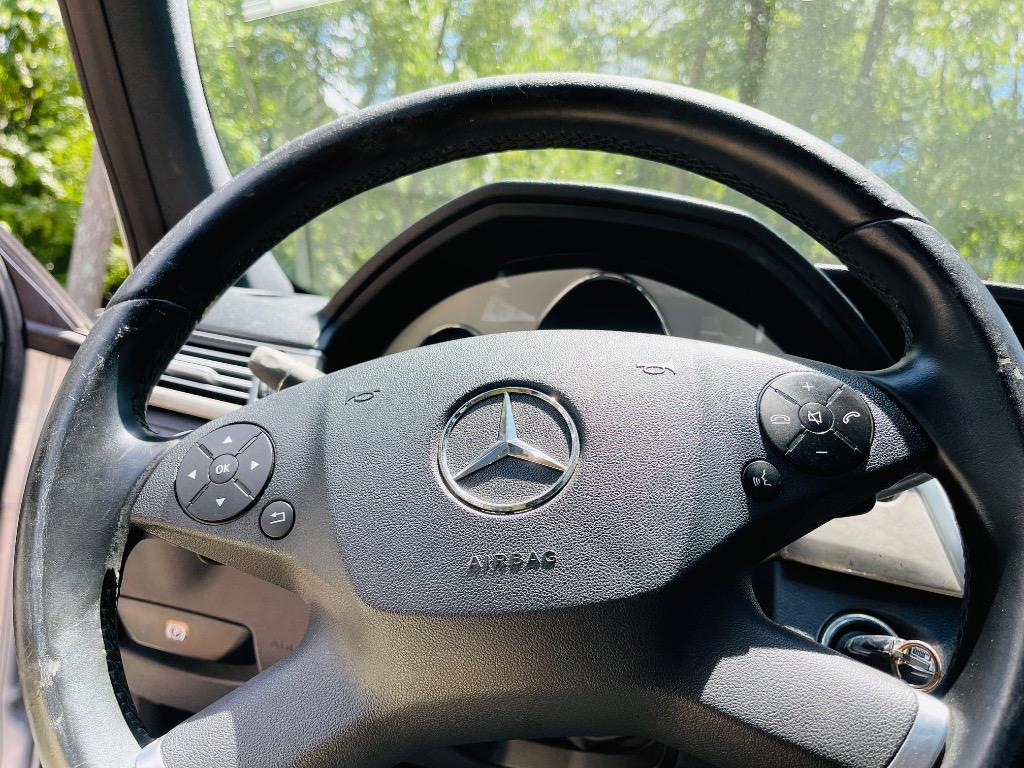 2010 Mercedes-Benz E-Class - $12,385