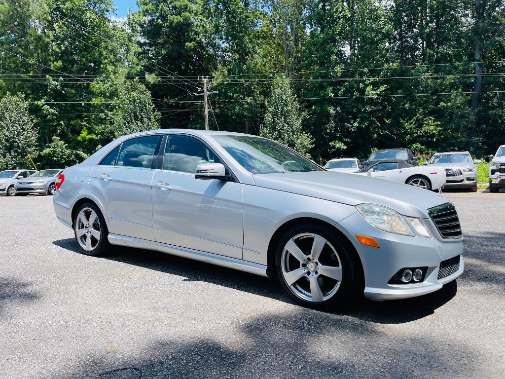2010 Mercedes-Benz E-Class - $12,385