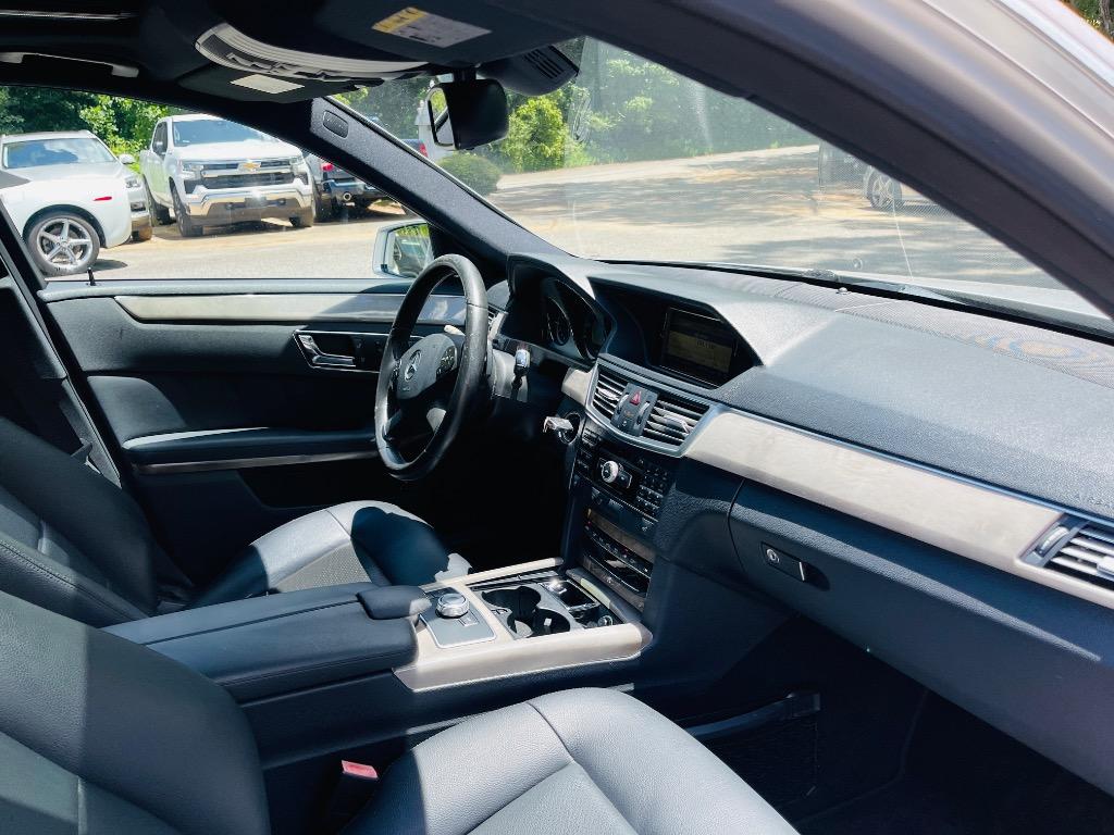 2010 Mercedes-Benz E-Class - $12,385