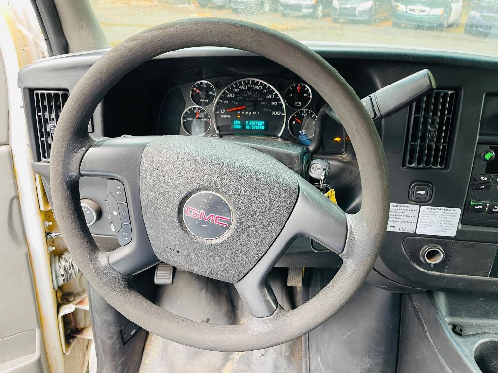 2014 GMC Savana - $9,985