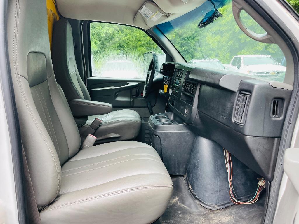 2014 GMC Savana - $9,985